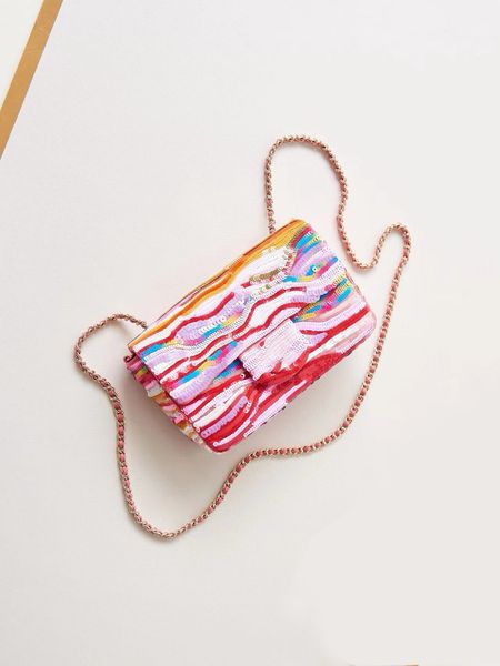 Designers Brand New High-quality Crossbody Bag Classic Womens Underarm Single Shoulder Handbag Handmade Pearl Leather Mirror Texture with Box, 11:1
Designers Brand New High-quality Crossbody Bag Classic Womens Underarm Single Shoulder Handbag Handmade Pearl Leather Mirror Texture with Box, 11:1