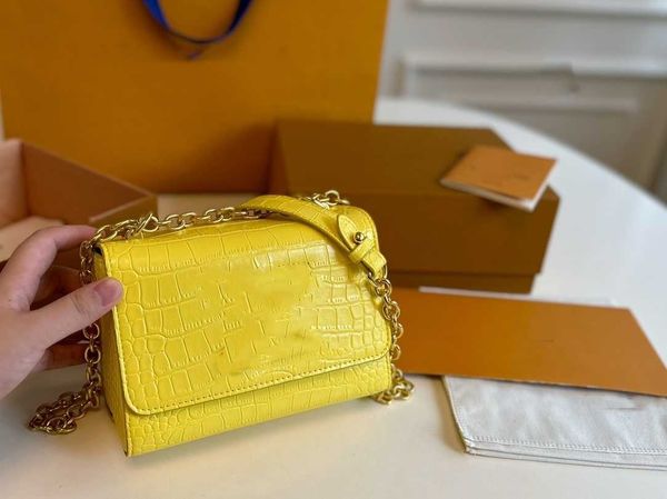 2024 luxury purses handbags ladies purse evening gold clutches bags for women red party magazine clutch bag, Cream
2024 luxury purses handbags ladies purse evening gold clutches bags for women red party magazine clutch bag, Cream