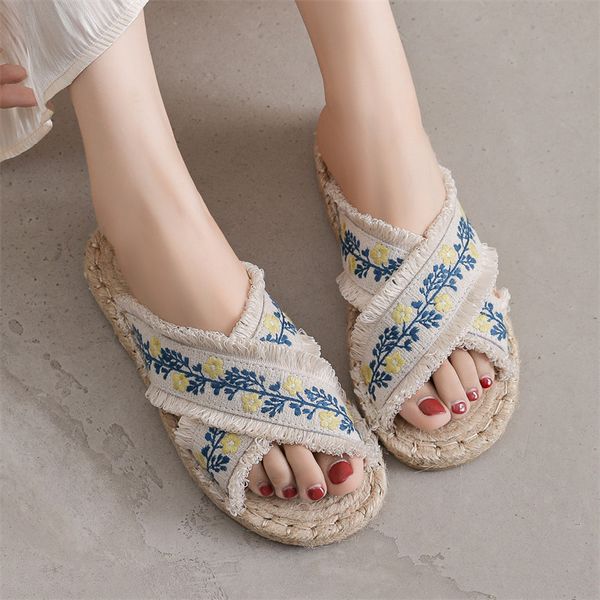 Fashionable straw woven tassel thick soled comfortable sandals cross style summer casual countryside style versatile slippers factory wholesale, Khaki
Fashionable straw woven tassel thick soled comfortable sandals cross style summer casual countryside style versatile slippers factory wholesale, Khaki