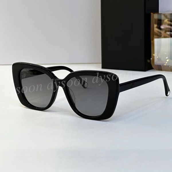 Premium Quality Wom… - image