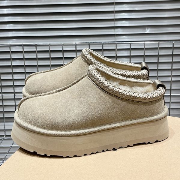 2024 Fashion New Thick Bottom Comfortable and Durable Sponge Cake Thick Bottom with Velvet Outer Wearing Baotou Cotton Slippers Luxury slippers, A-7
2024 Fashion New Thick Bottom Comfortable and Durable Sponge Cake Thick Bottom with Velvet Outer Wearing Baotou Cotton Slippers Luxury slippers, A-7