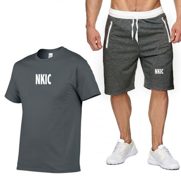 men's Brand sportswear fitness set running suit casual T-shirt shorts set breathable jogging sportswear 2-piece set for men, Orange 1
men's Brand sportswear fitness set running suit casual T-shirt shorts set breathable jogging sportswear 2-piece set for men, Orange 1