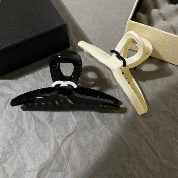 Hair Clips Barrettes Luxury Barrettes Designer Womens Letter Hairpin Brand Hairclips Fashion Black Shark Hairpin Hair Clips
Hair Clips Barrettes Luxury Barrettes Designer Womens Letter Hairpin Brand Hairclips Fashion Black Shark Hairpin Hair Clips