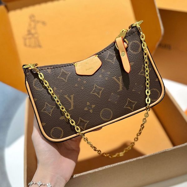AAAA Designer Bag Women Crossbody Shoulder Bags Chain Wallet Lady Easy Pouch On Strap Purse Letters Embossed Flower Stripes Luxury Brand Handbags M81066 M80349 002, Bl-5 black
AAAA Designer Bag Women Crossbody Shoulder Bags Chain Wallet Lady Easy Pouch On Strap Purse Letters Embossed Flower Stripes Luxury Brand Handbags M81066 M80349 002, Bl-5 black