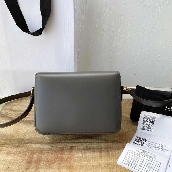 Top Luxury women's shoulder bag designer leather crossbody bag solid color simple shoulder bag casual fashion all simple bag bags women bag single-shoulder bag, Ce6 
Top Luxury women's shoulder bag designer leather crossbody bag solid color simple shoulder bag casual fashion all simple bag bags women bag single-shoulder bag, Ce6