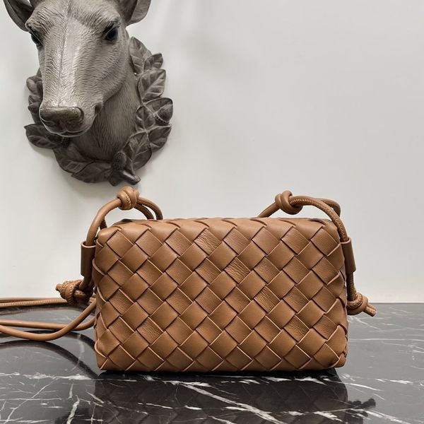 Designer woven bag Luxury woven small square bag Genuine leather woven bag Women personalized bag Fashion Artwork bag Valentine's Day bag bags women's, B10
Designer woven bag Luxury woven small square bag Genuine leather woven bag Women personalized bag Fashion Artwork bag Valentine's Day bag bags women's, B10
