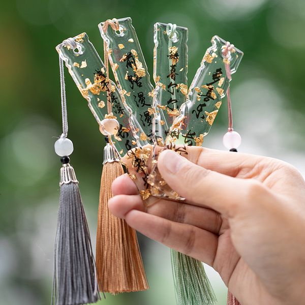 Elegant Gold-Toned Acrylic Bookmark with Traditional Chinese Script - Ideal for Students' Study Time
Elegant Gold-Toned Acrylic Bookmark with Traditional Chinese Script - Ideal for Students' Study Time