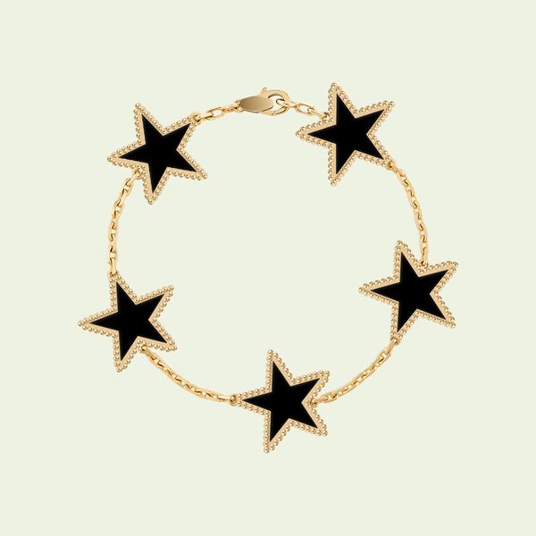 designer bracelet clover bracelet jewlery designer for women bracelet Stainless steel material Invisible Setting Chirstmas Valentine's Day gift luxury jewelry 
designer bracelet clover bracelet jewlery designer for women bracelet Stainless steel material Invisible Setting Chirstmas Valentine's Day gift luxury jewelry