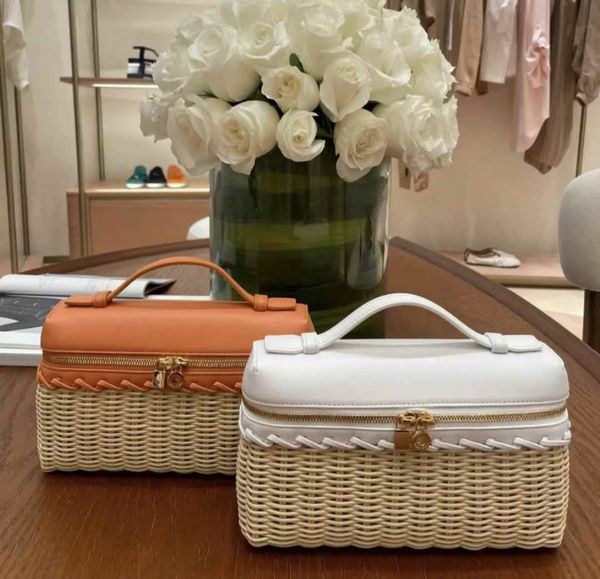 bag bags Elegant Women Bamboo Weave Designer messenger bag mini handbag Luxury Handbag Versatile Small Square Casual Bag Square Messenger Bag luxury bag, L5
bag bags Elegant Women Bamboo Weave Designer messenger bag mini handbag Luxury Handbag Versatile Small Square Casual Bag Square Messenger Bag luxury bag, L5