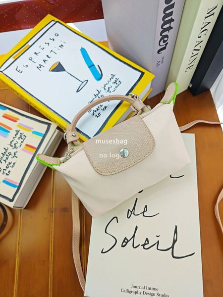 New high quality mini single shoulder crossbody dumpling bag bag spring female everything MINI fashion trend, White
New high quality mini single shoulder crossbody dumpling bag bag spring female everything MINI fashion trend, White