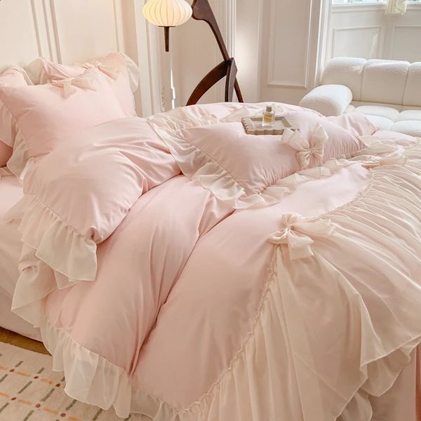 Chiffon Lace Bedding Set Pink France Romantic Princess Wedding Ruffles Bow Soft Duvet Cover Bed Sheet Pillowcases Home Textile 240828
Chiffon Lace Bedding Set Pink France Romantic Princess Wedding Ruffles Bow Soft Duvet Cover Bed Sheet Pillowcases Home Textile 240828