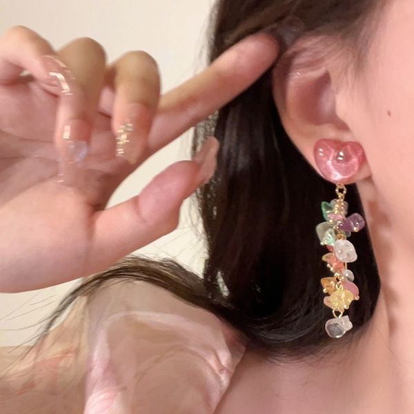 Colorful heart-shaped tassel earrings loved by women, high-end niche earrings and earrings
Colorful heart-shaped tassel earrings loved by women, high-end niche earrings and earrings