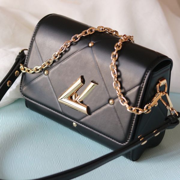 Designer Ladies Luxury Shoulder Bag Quilted Leather Embellished With Delicate Studs Strap Detachable Portable Purse Fashion Dinner Bag, Silver
Designer Ladies Luxury Shoulder Bag Quilted Leather Embellished With Delicate Studs Strap Detachable Portable Purse Fashion Dinner Bag, Silver