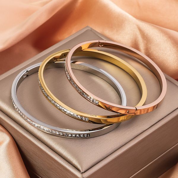 Fashion Classic Bracelet Stainless Steel for Plated Gold Women Girls Wedding Valentine's Day Jewelry Gift
Fashion Classic Bracelet Stainless Steel for Plated Gold Women Girls Wedding Valentine's Day Jewelry Gift