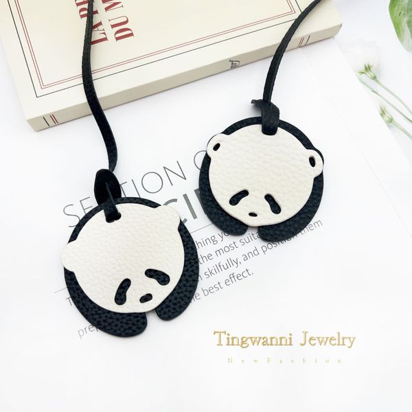 Cute national treasure giant panda bag pendant, top layer cowhide pendant, genuine leather car keychain, backpack, animal pendant
Cute national treasure giant panda bag pendant, top layer cowhide pendant, genuine leather car keychain, backpack, animal pendant