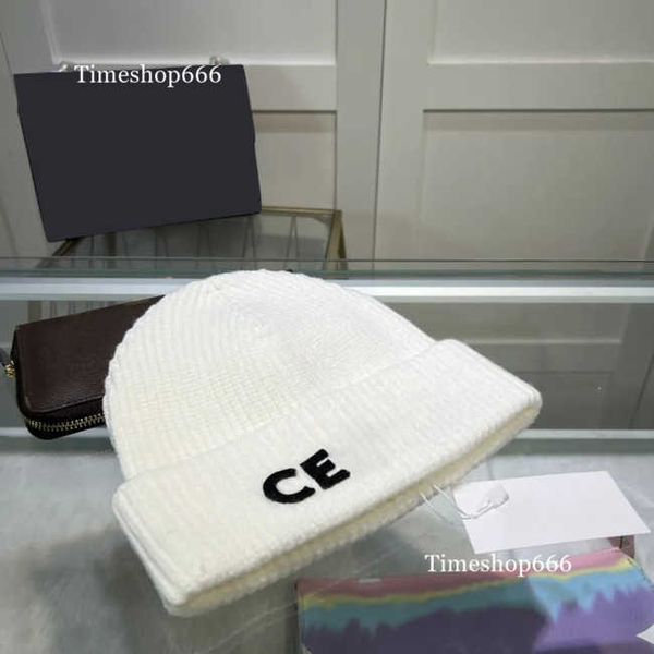 Beanie/Skull Caps Designer beanie Luxury winter beanies women ear protection warm windproof hat fashion casual beanie outdoor travel ski wearable, Brown
Beanie/Skull Caps Designer beanie Luxury winter beanies women ear protection warm windproof hat fashion casual beanie outdoor travel ski wearable, Brown