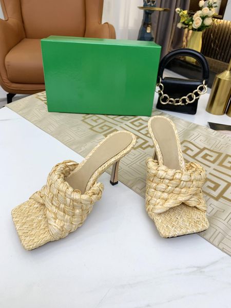 Summer Trendy Handcrafted Straw Rope Flat Sandals with Boxes & Bags Comfortable Non-Slip Sole, Size 35-40, Sky blue
Summer Trendy Handcrafted Straw Rope Flat Sandals with Boxes & Bags Comfortable Non-Slip Sole, Size 35-40, Sky blue