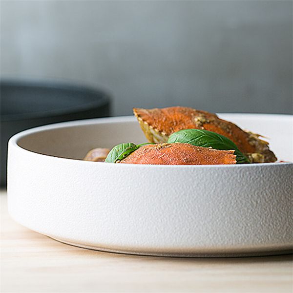 Snow Glaze Ceramic Western Dish Deep Dish Round Dish Soup Dish Creative Baked Rice Dish Salad Dish Wholesale, Snowflake glaze black 25 x 5.5cm
Snow Glaze Ceramic Western Dish Deep Dish Round Dish Soup Dish Creative Baked Rice Dish Salad Dish Wholesale, Snowflake glaze black 25 x 5.5cm