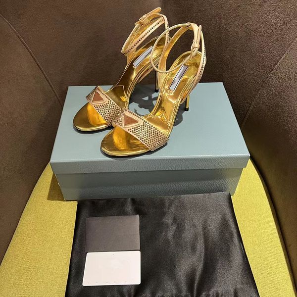 All-Over Crystal Decorated Satin High Heels - Metallic Leather Platform Sandals, 100mm Height, Colour4
All-Over Crystal Decorated Satin High Heels - Metallic Leather Platform Sandals, 100mm Height, Colour4
