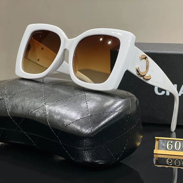 2024 designer sunglasses Man Women Rectangle sunglasses Unisex Designer Goggle Beach Sun Glasses Retro Frame Fashionable luxury Design UV400 With Box very good
2024 designer sunglasses Man Women Rectangle sunglasses Unisex Designer Goggle Beach Sun Glasses Retro Frame Fashionable luxury Design UV400 With Box very good