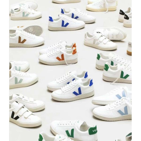 

2024 TOP French Brazil Green Low-carbon Life V Organic Cotton Flats Platform Sneakers Women Casual Classic White Designer Shoes Mens Loafers There's A V on the, Deepblue