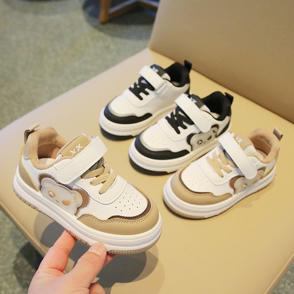 Kids Spring Autumn Baby Sneakers PU Splicing Cartoon Bear Soft-soled Boys Girls Running Shoes Size 21-32, Black
Kids Spring Autumn Baby Sneakers PU Splicing Cartoon Bear Soft-soled Boys Girls Running Shoes Size 21-32, Black