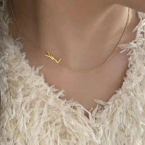 designer choker necklace Simple initial dainty pendant 14K gold plated thin chain pendant choker light weight necklaces
designer choker necklace Simple initial dainty pendant 14K gold plated thin chain pendant choker light weight necklaces
