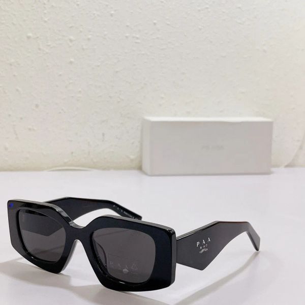 2024 New Fashion Designer glasses Top Look Luxury Trendy Rectangle Sunglasses for Women Men Vintage 90's Square Shades Thick Frame Nude Sunnies Unisex Sunglasses
2024 New Fashion Designer glasses Top Look Luxury Trendy Rectangle Sunglasses for Women Men Vintage 90's Square Shades Thick Frame Nude Sunnies Unisex Sunglasses