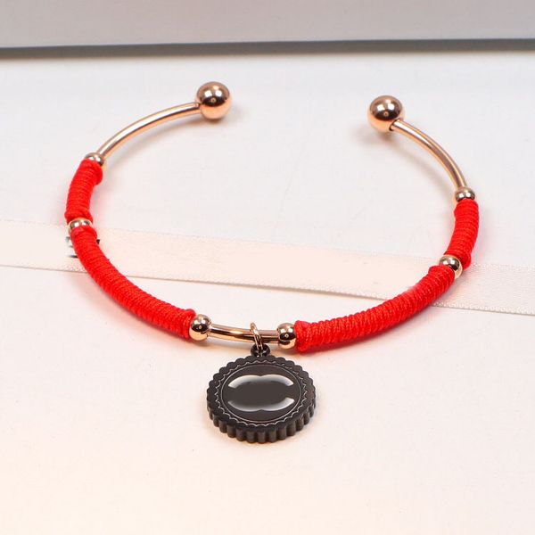Charm Pendant Letter Bracelets knit Gold Plated Stainless Steel Bangle Luxury Brand Designer Women Men Wristband Cuff Fashion Jewelry Accessories
Charm Pendant Letter Bracelets knit Gold Plated Stainless Steel Bangle Luxury Brand Designer Women Men Wristband Cuff Fashion Jewelry Accessories