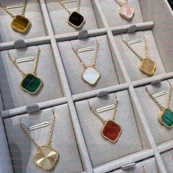 designer New Classic Fashion Pendant Necklaces for women Elegant 4/Four Leaf Clover locket Necklace Highly Quality Choker chains Designer Jewelry 18K Plated gold g
designer New Classic Fashion Pendant Necklaces for women Elegant 4/Four Leaf Clover locket Necklace Highly Quality Choker chains Designer Jewelry 18K Plated gold g