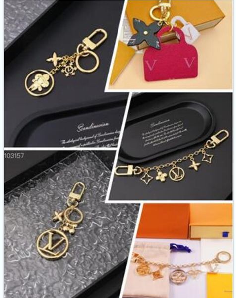 

Luxury designer Keychain Alphabet Keychain Top Car Keychain Women's jewelry keychain Bag Pendant Exquisite gift