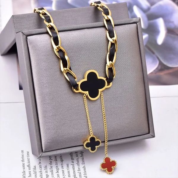 

Designer Newest Women's Sweater Chain Necklace 4/four Leaf Clover Pendant Long Double-sided Black White Jewelry Autumn and Winter
