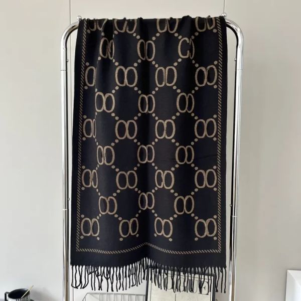 designer scarf cashmere scarfs women men 2023 luxury autumn/winter Scarves Printing Letter Wool shawls with boxs Christmas present shawl
designer scarf cashmere scarfs women men 2023 luxury autumn/winter Scarves Printing Letter Wool shawls with boxs Christmas present shawl