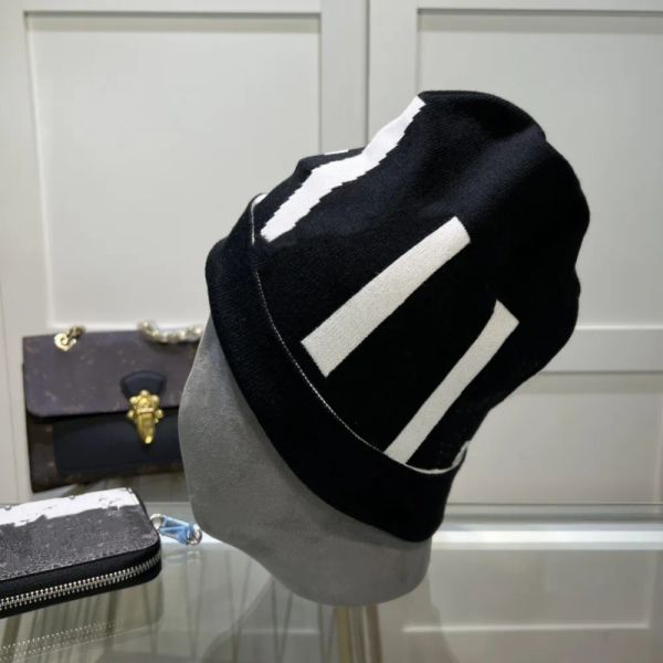Designer hat beanie luxury fashion baseball cap autumn and winter new knit hat soft and comfortable warm men and women casquette letters bucket fitted hats, Grey
Designer hat beanie luxury fashion baseball cap autumn and winter new knit hat soft and comfortable warm men and women casquette letters bucket fitted hats, Grey