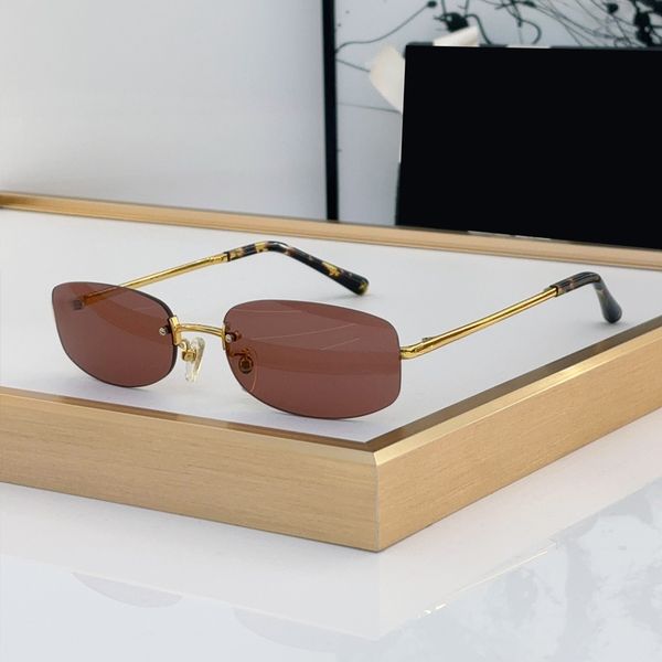 CHA4093 Top luxury designer rimless sunglasses for women sun glasses Fashion outdoor Brown mirror multicolors lenses vintage style eyewear retro shades With box
CHA4093 Top luxury designer rimless sunglasses for women sun glasses Fashion outdoor Brown mirror multicolors lenses vintage style eyewear retro shades With box