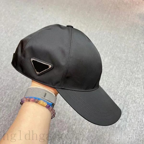 Designer Men's & Women's Canvas Base Ball Cap with Fashion-Forward Triangle Detail - Versatile Adjustable Fit, 1_color
Designer Men's & Women's Canvas Base Ball Cap with Fashion-Forward Triangle Detail - Versatile Adjustable Fit, 1_color