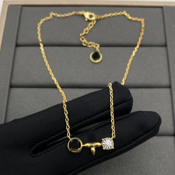 

Vintage Crystal Clover Charm Letter Chokers Chain Necklace luxury Brand Designer Statement Necklace Gold Silver Plated Stainless Steel Pendant Women Jewerlry