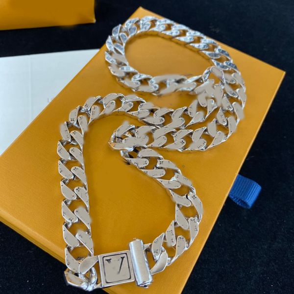 Vintage Punk Chain Necklace Crystal Pearl Beads Chokers luxury Brand Designer Gold Silver Plated Stainless Steel Pendant Fashion Women Jewerlry Gift With Box
Vintage Punk Chain Necklace Crystal Pearl Beads Chokers luxury Brand Designer Gold Silver Plated Stainless Steel Pendant Fashion Women Jewerlry Gift With Box