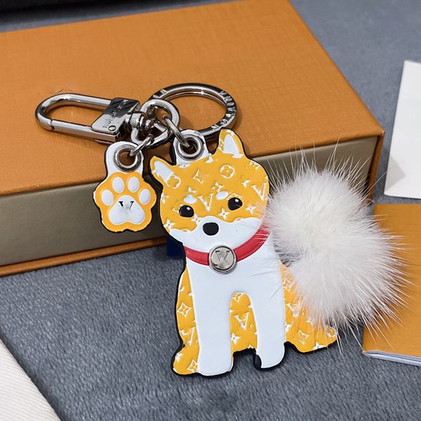 

Cute Yellow Dog Model Keychain Designer Key Chains Keyring Holder Brand Designers Keychains for Holiday Gift Men Women Car Bag Pendant Accessories