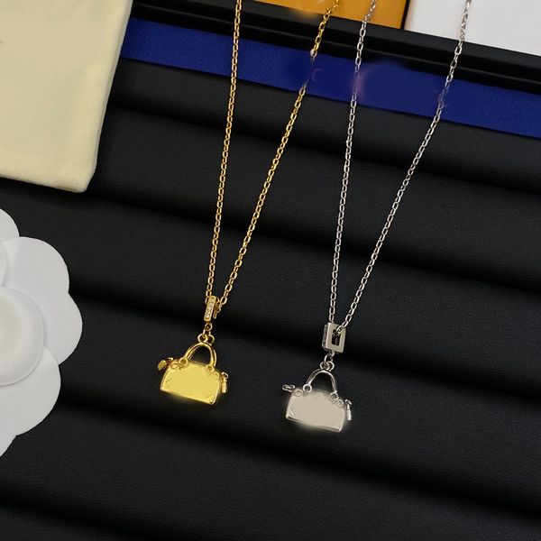 Fashion Bag Charm Chain Necklace Luxury Designer Gold Silver Plated Pendant Stainless Steel Chokers Women Jewerlry Wedding Gift With Box
Fashion Bag Charm Chain Necklace Luxury Designer Gold Silver Plated Pendant Stainless Steel Chokers Women Jewerlry Wedding Gift With Box