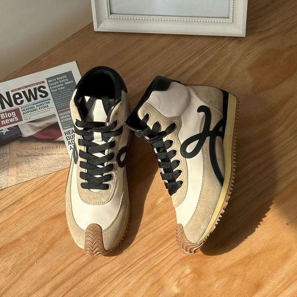 2024 New Designer Shoes Plush Sports Shoes for Womens Autumn and Winter Warm Casual Shoes with Thickened Bottom Made of Cowhide Casual Shoes, #02
2024 New Designer Shoes Plush Sports Shoes for Womens Autumn and Winter Warm Casual Shoes with Thickened Bottom Made of Cowhide Casual Shoes, #02