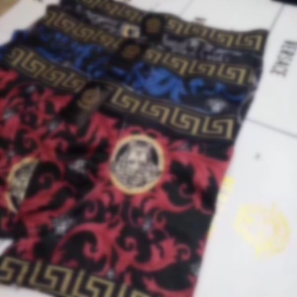 Mens Underpants Designer Boxer Shorts Fashion Sports Breathable Underwear Men Printed Sexy Boxers 3pcs/Lot
Mens Underpants Designer Boxer Shorts Fashion Sports Breathable Underwear Men Printed Sexy Boxers 3pcs/Lot