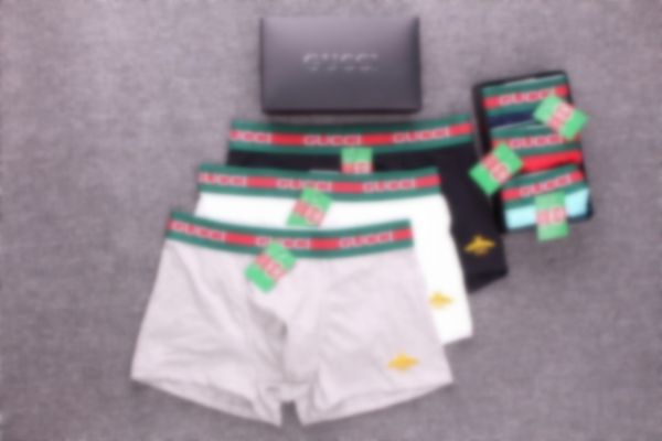 2024 Mens Underwears Designers Fashion Boxer Breathable Underpants Classic Letter Sexy Tight Waist Boxer Underwear Men Briefs
2024 Mens Underwears Designers Fashion Boxer Breathable Underpants Classic Letter Sexy Tight Waist Boxer Underwear Men Briefs