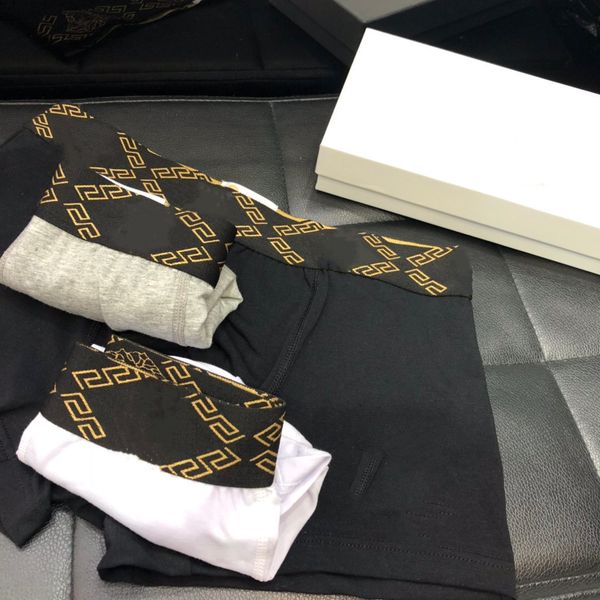 2024 Designer Brands Underpants Sexy Classic Mens Boxer Casual Shorts Underwear Breathable Cotton Underwears 3pcs With Box
2024 Designer Brands Underpants Sexy Classic Mens Boxer Casual Shorts Underwear Breathable Cotton Underwears 3pcs With Box
