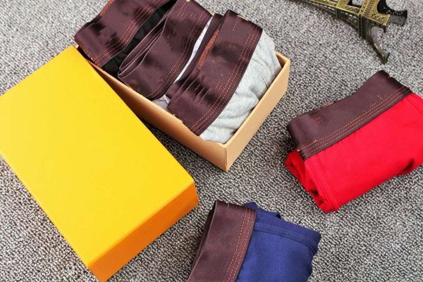 24SS Random Color Mens Shorts Brand Designer Underpants Breathable Cotton Boxers Underwears Men Panties Size -XXL
24SS Random Color Mens Shorts Brand Designer Underpants Breathable Cotton Boxers Underwears Men Panties Size -XXL
