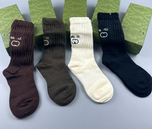 designer Rhude Simple Letter High Quality Cotton European American Street Trend Socks Men and Women Socks Rhude Couple In-Tube Socks
designer Rhude Simple Letter High Quality Cotton European American Street Trend Socks Men and Women Socks Rhude Couple In-Tube Socks