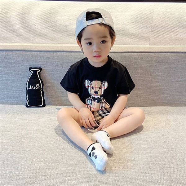 Kids Designer Boys T-shirt Plaid Shirt Set Girls Fashion Set Kids Summer Short Sleeve Set 90cm-160cm A7, Brown
Kids Designer Boys T-shirt Plaid Shirt Set Girls Fashion Set Kids Summer Short Sleeve Set 90cm-160cm A7, Brown