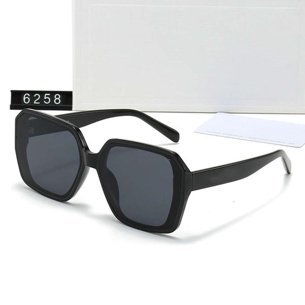 Sunglasses For Women Designer Sunglasses Men Flower Lens Sunglasses With Letter Designer Sun Glasses Unisex Traveling Sunglass Black Grey Red Beach Adumbral 6258
Sunglasses For Women Designer Sunglasses Men Flower Lens Sunglasses With Letter Designer Sun Glasses Unisex Traveling Sunglass Black Grey Red Beach Adumbral 6258