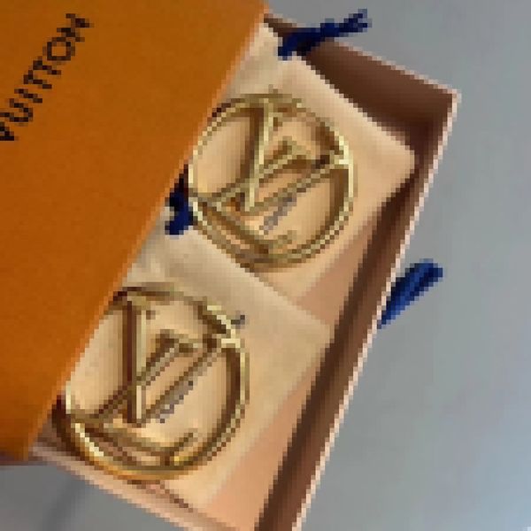 Luxury Earrings Designer For Women With Original Box Hoop Earrings 18K Gold Branded Women Silver Earstuds Popular Ladies Jewelry High Quality
Luxury Earrings Designer For Women With Original Box Hoop Earrings 18K Gold Branded Women Silver Earstuds Popular Ladies Jewelry High Quality