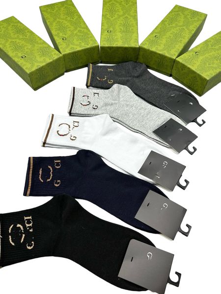 2024 Fashion Mens and Womens Four Seasons Pure Cotton Ankle Short Socks Designer Breathable Outdoor Leisure 5 Colors Business Sock
2024 Fashion Mens and Womens Four Seasons Pure Cotton Ankle Short Socks Designer Breathable Outdoor Leisure 5 Colors Business Sock